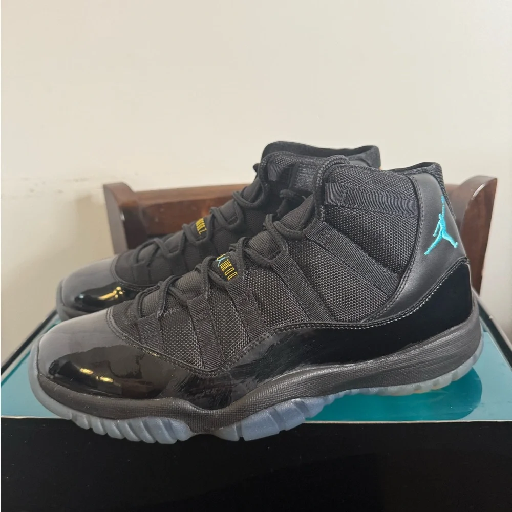 JORDAN 11 RETRO 'GAMMA BLUE' - Picture 2 of 5